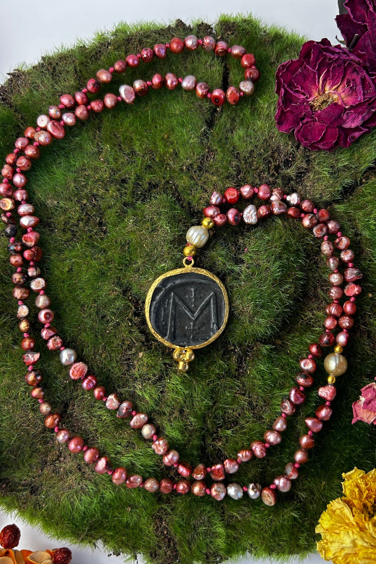 Mary Necklace