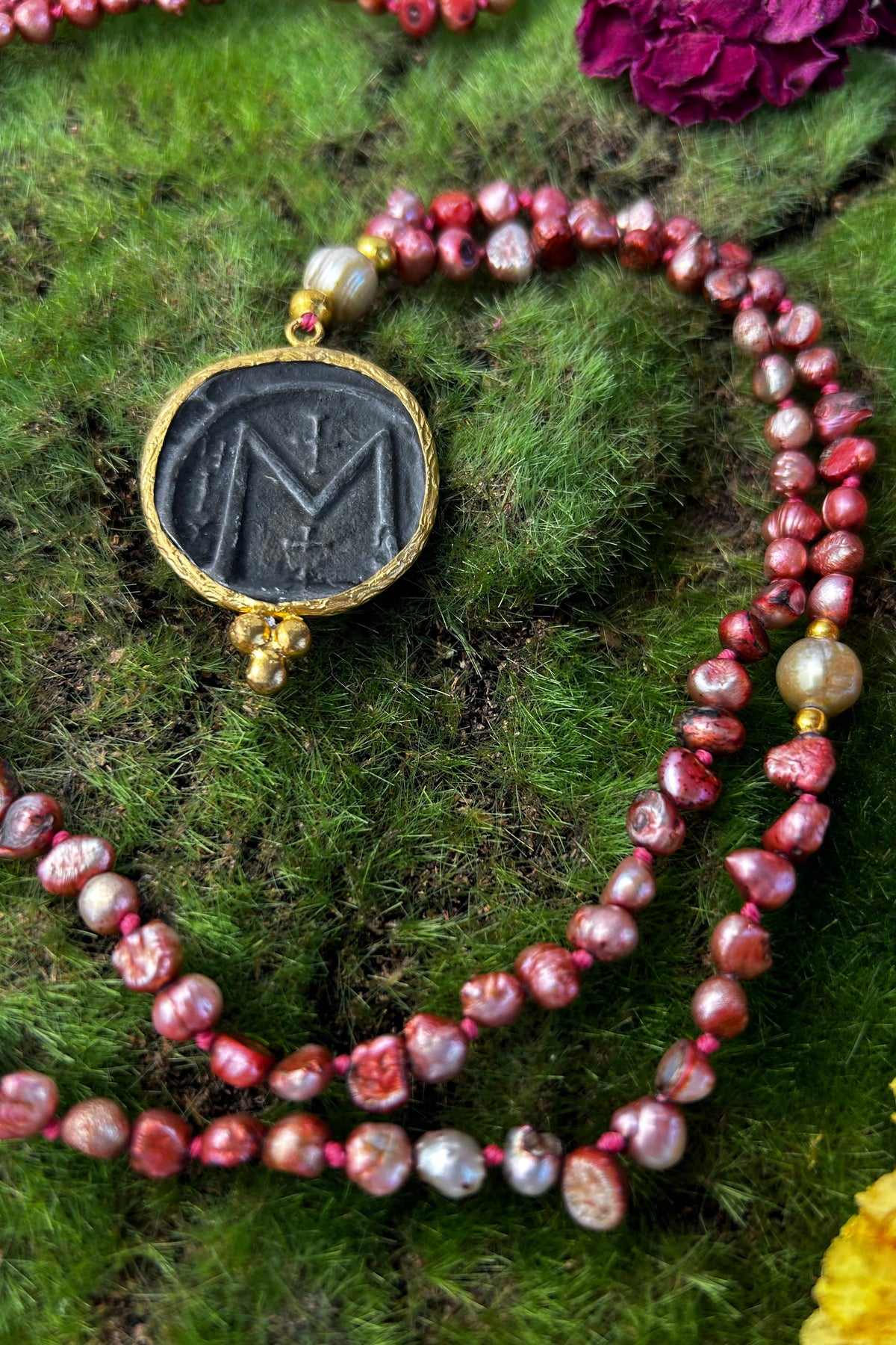 Mary Necklace