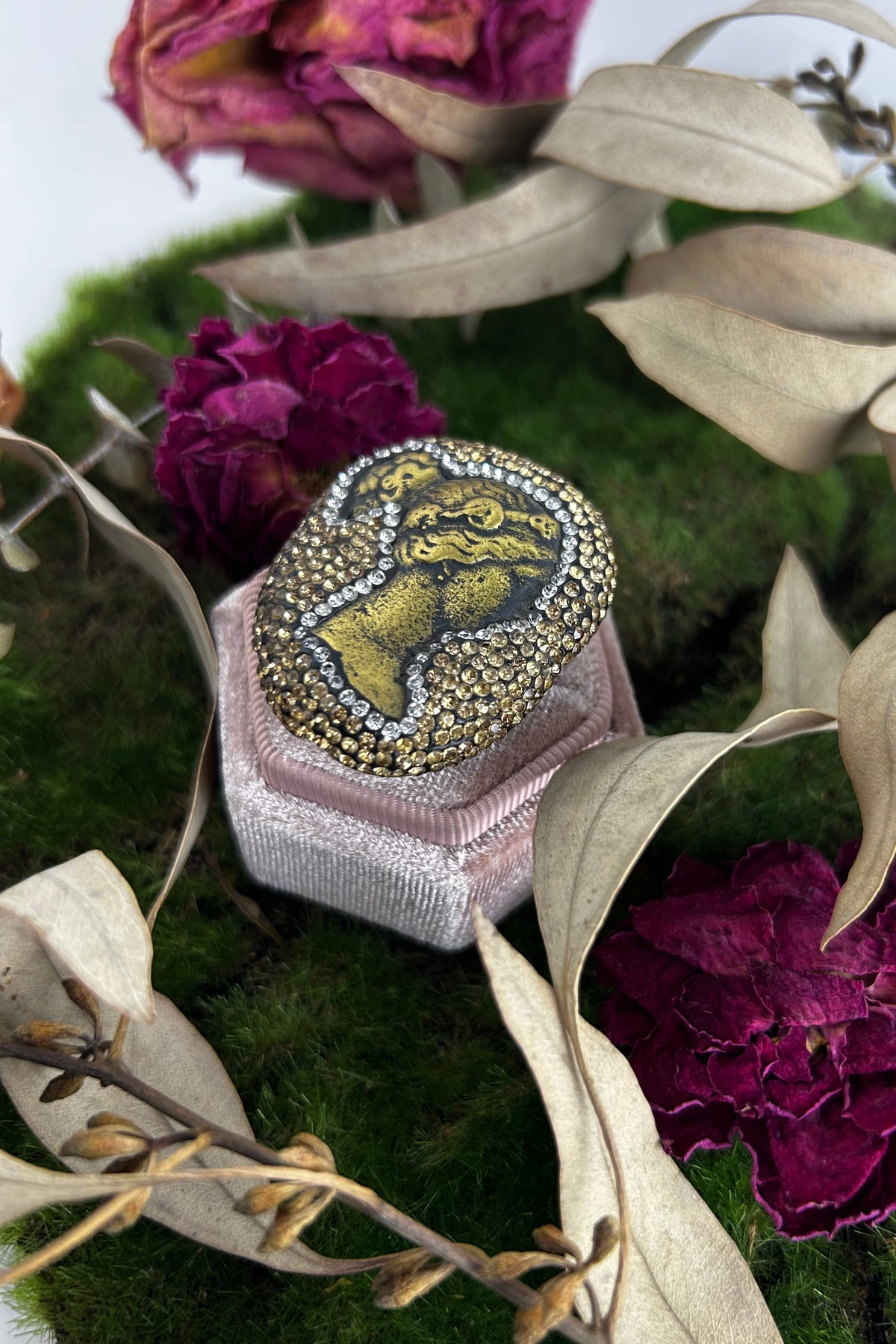 Cameo Ring