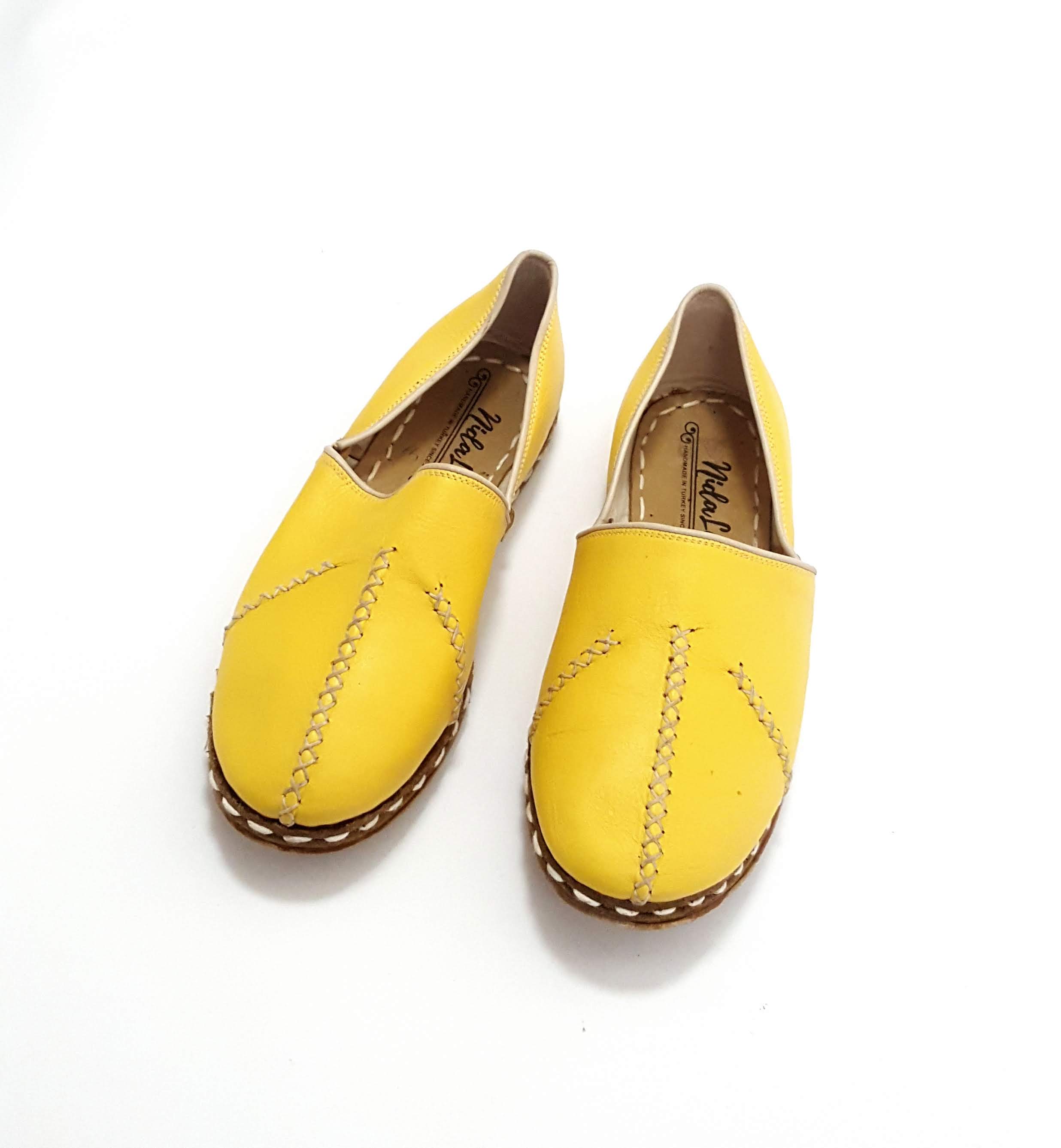 Nida Loafers in Mustard