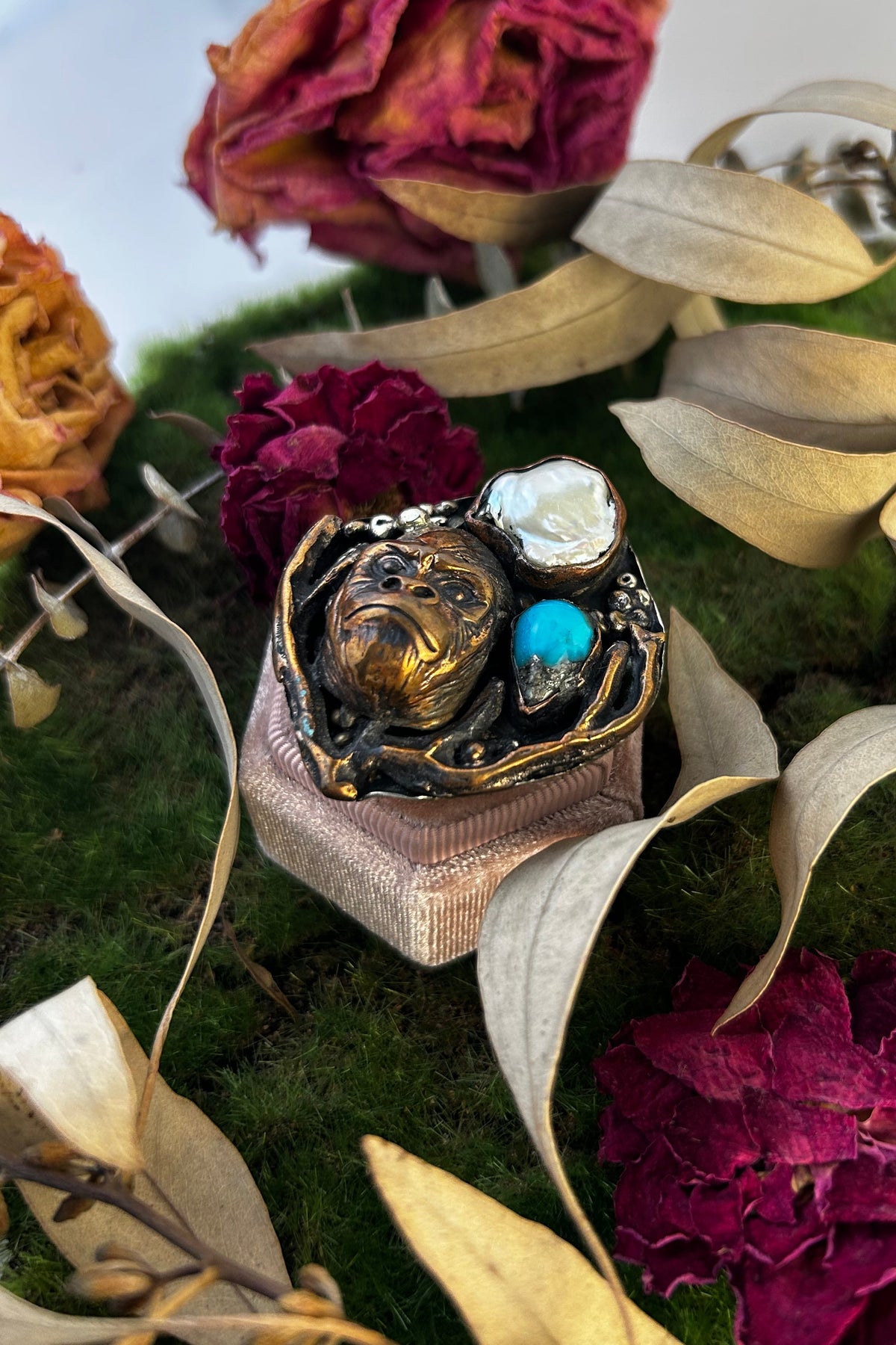 Gorilla Ring