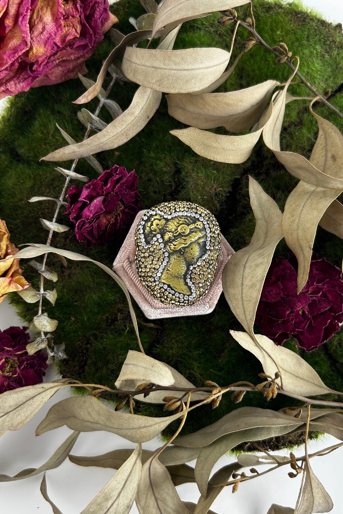 Cameo Ring